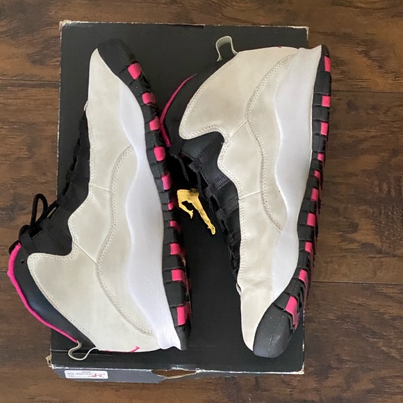 Girls Air Jordan 10 Retro - Picture 2 of 4